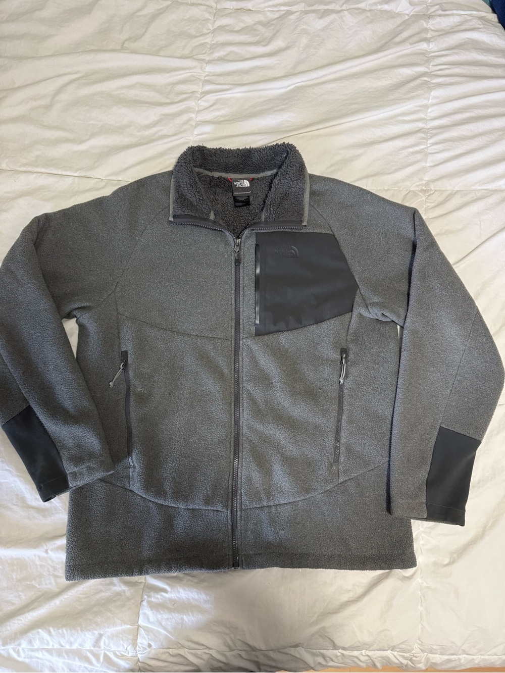The North Face Men's Gray Full-Zip Fleece Jacket
